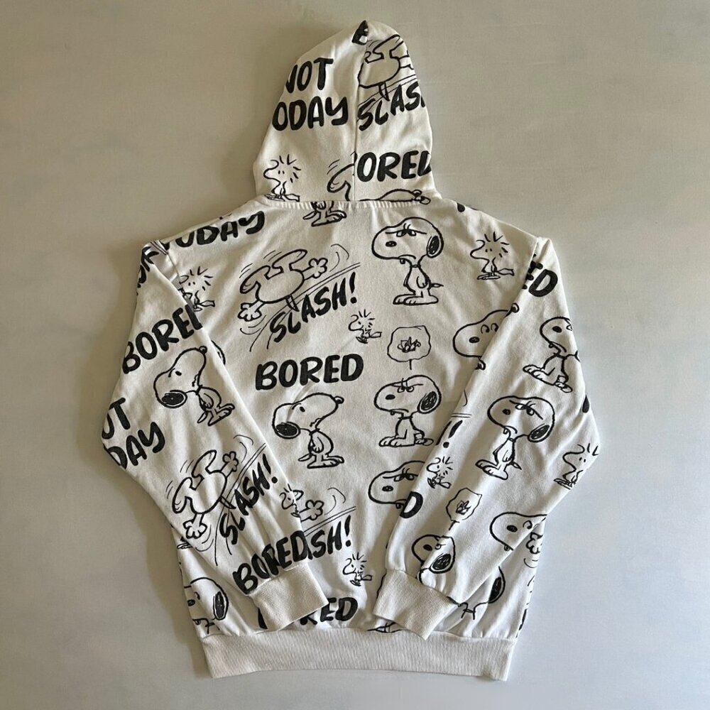 Peanuts Snoopy White & Black Hoodie - Picture 3 of 6